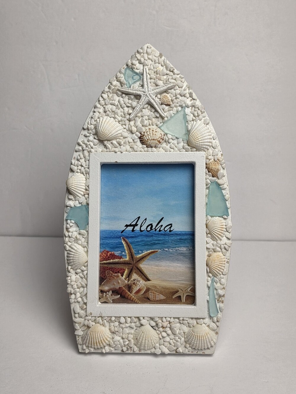 Seashell Photo Frame with Beach Ornaments Handcrafted Table Shelf Decor
